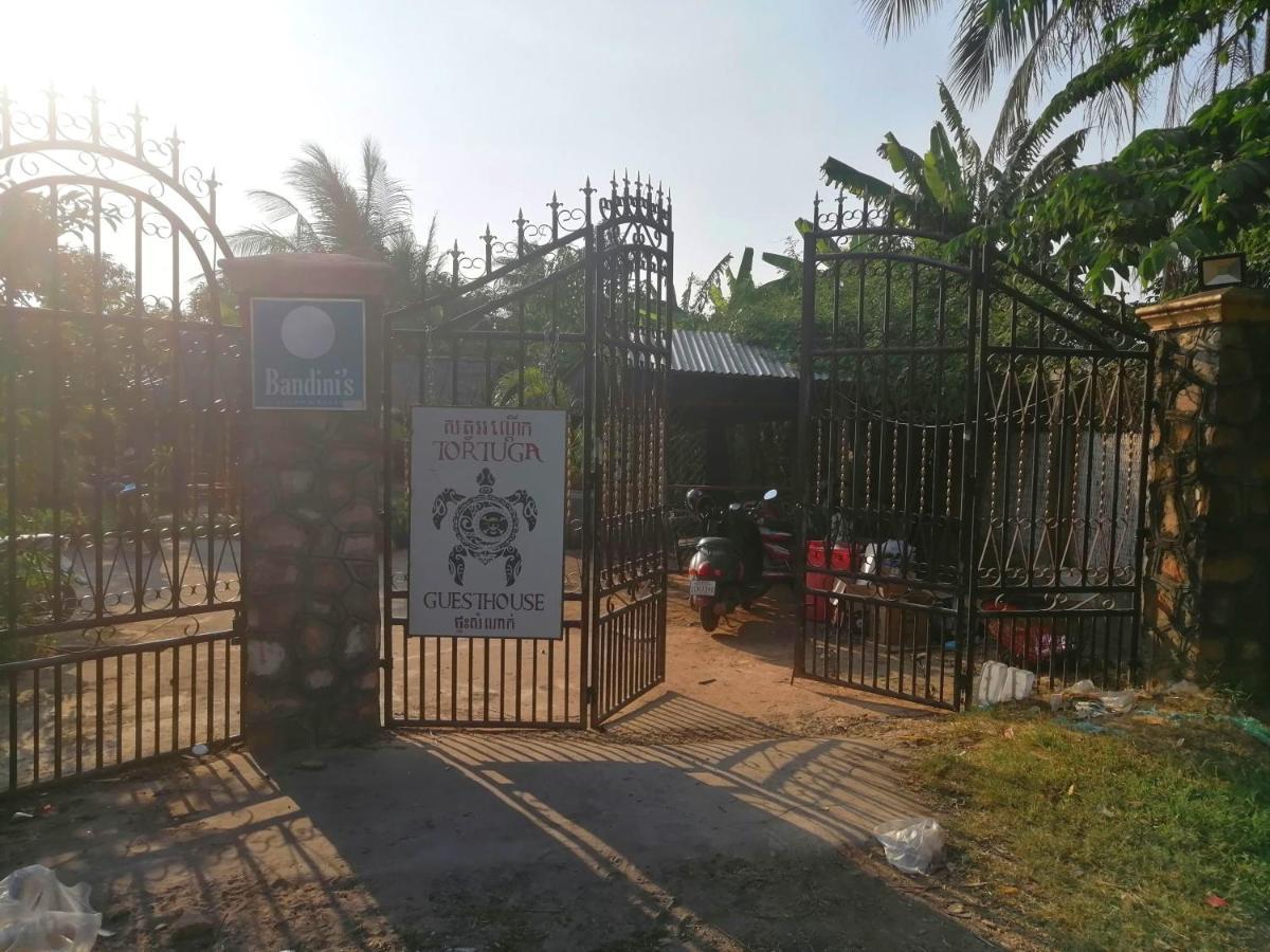 Tortuga Guesthouse Kampot Exteriör bild