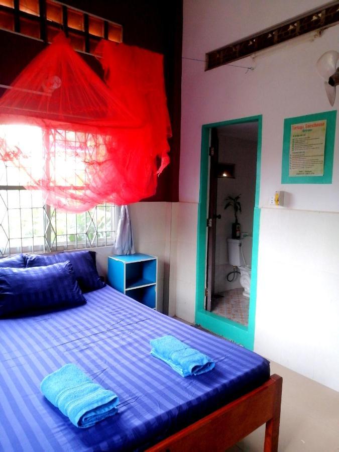 Tortuga Guesthouse Kampot Exteriör bild