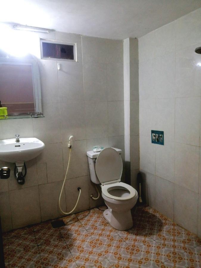 Tortuga Guesthouse Kampot Exteriör bild